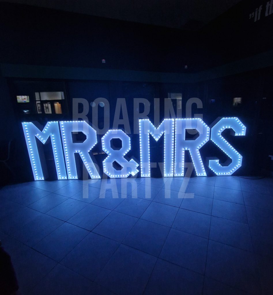 4ft LED Light UP Mr & Mrs